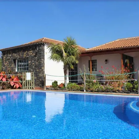 Сasa de vacaciones Casa La Majada 2 *